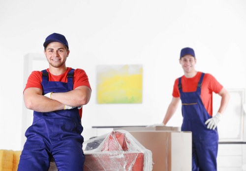 Man and van pricing discussion for Finchley move planning