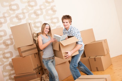 Moving van service supporting a Finchley home or office relocation